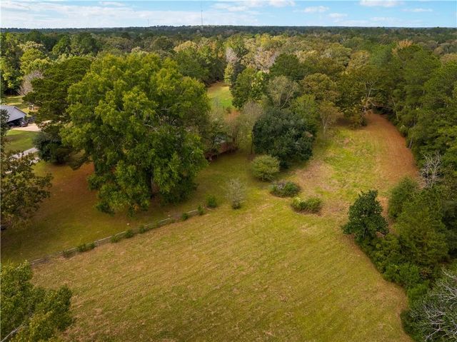 3934 STAPLES Road, Pineville, LA 71360