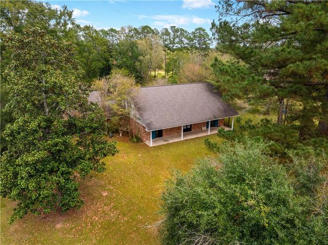 3934 STAPLES Road, Pineville, LA 71360