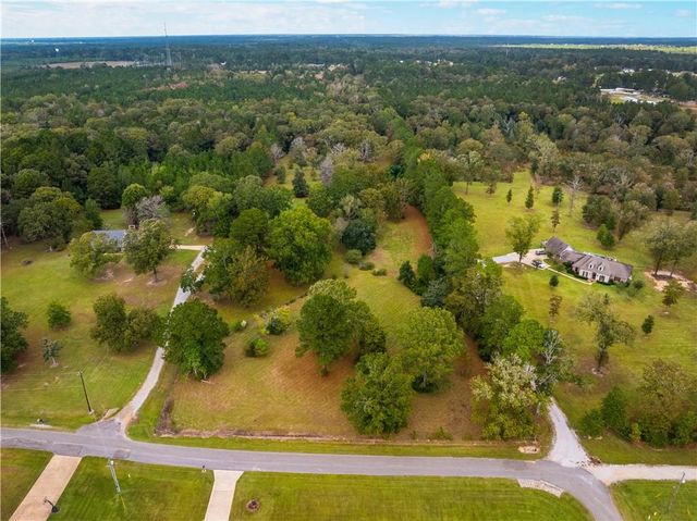 3934 STAPLES Road, Pineville, LA 71360