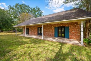 3934 STAPLES Road, Pineville, LA 71360