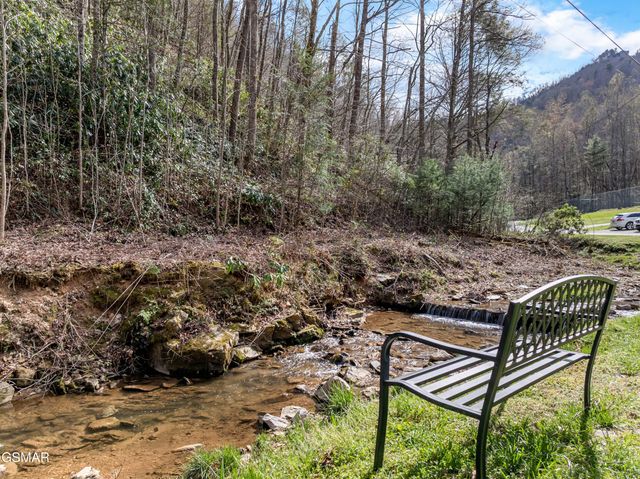 2509 Sunset Drive, Sevierville, TN 37862