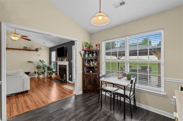 705 Eagle Point Drive, Kernersville, NC 27284