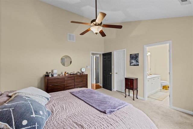 705 Eagle Point Drive, Kernersville, NC 27284