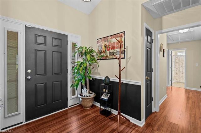 705 Eagle Point Drive, Kernersville, NC 27284