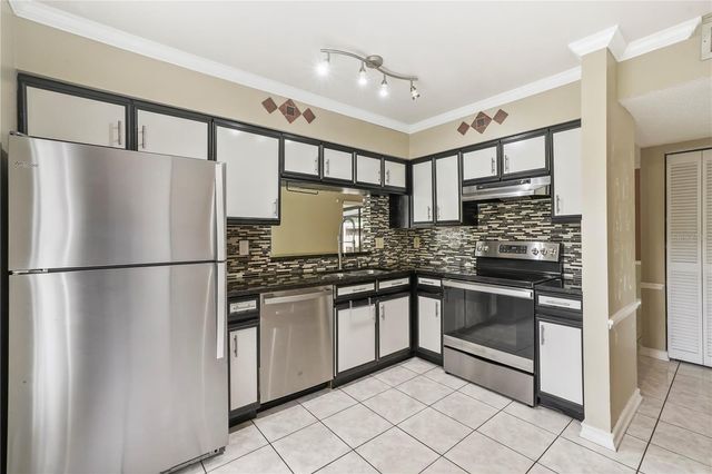5002 CORVETTE DRIVE, Tampa, FL 33624