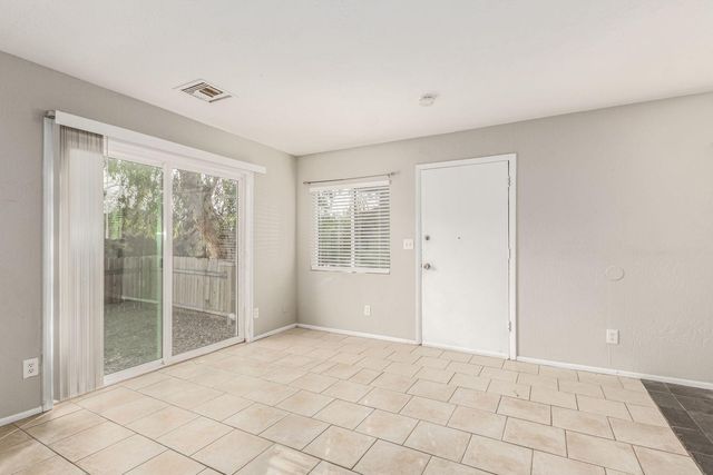 10033 N 9th Avenue Apt 2, Phoenix, AZ 85021