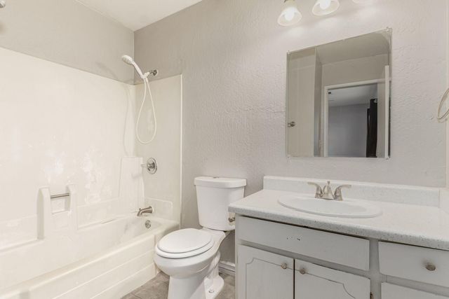 10033 N 9th Avenue Apt 2, Phoenix, AZ 85021