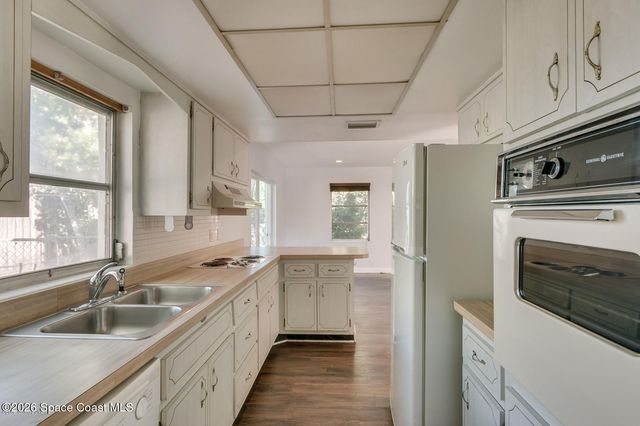 300 Amherst Avenue, Melbourne, FL 32901