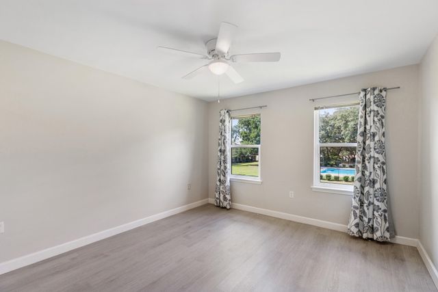 29 11Th Street, A, Shalimar, FL 32579