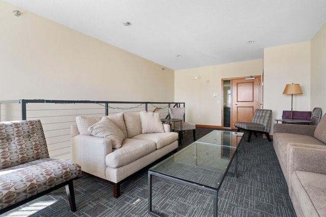 1800 Clinton Avenue 407, Minneapolis, MN 55404