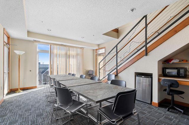 1800 Clinton Avenue 407, Minneapolis, MN 55404