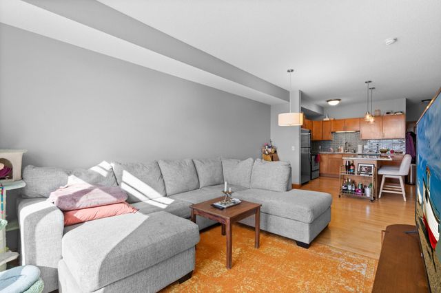 1800 Clinton Avenue 407, Minneapolis, MN 55404