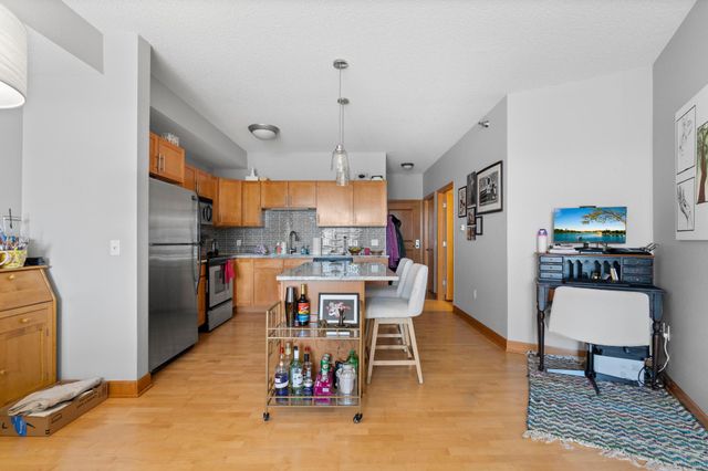 1800 Clinton Avenue 407, Minneapolis, MN 55404
