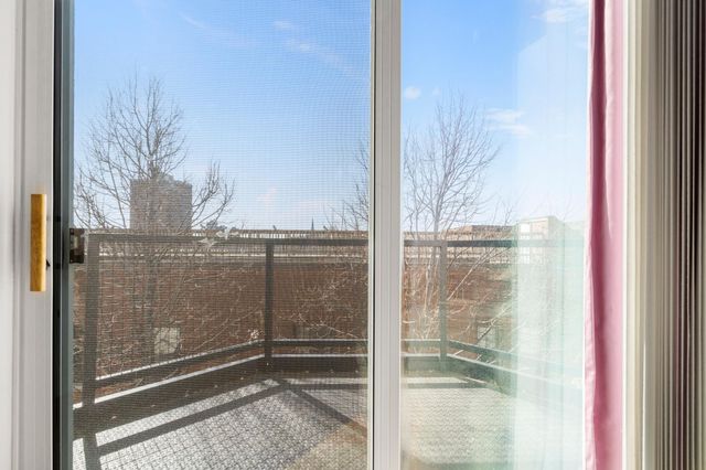 1800 Clinton Avenue 407, Minneapolis, MN 55404