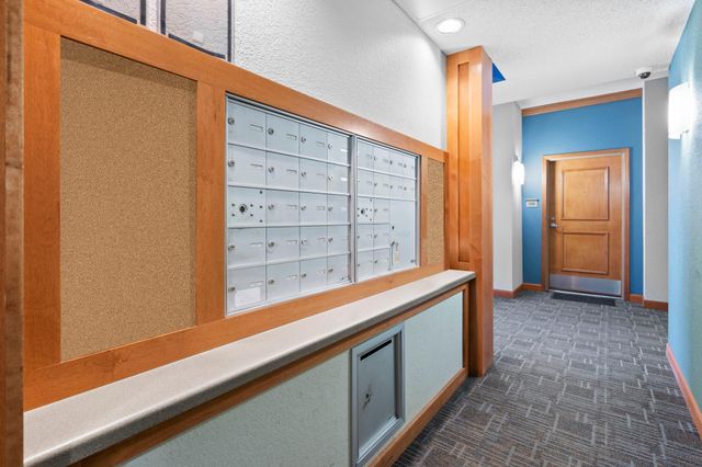 1800 Clinton Avenue 407, Minneapolis, MN 55404