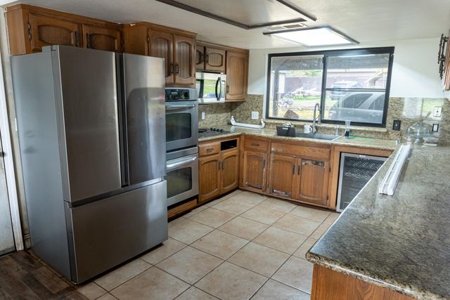 26955 Fonda Avenue, Madera, CA 93638