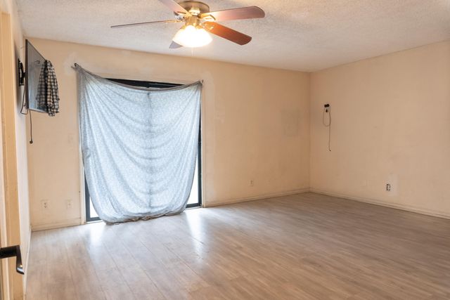 26955 Fonda Avenue, Madera, CA 93638