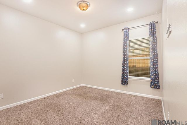 13800 Wincrest Dr, Walker, LA 70785