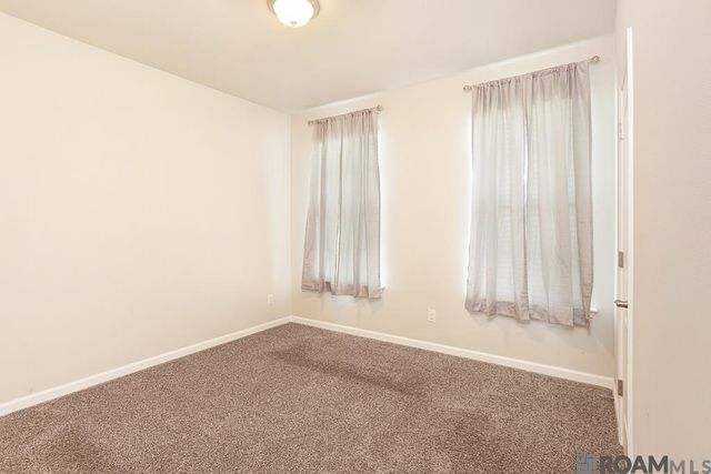 13800 Wincrest Dr, Walker, LA 70785