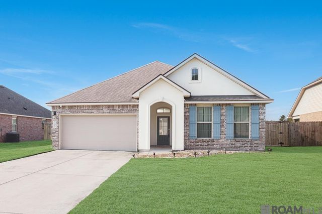 13800 Wincrest Dr, Walker, LA 70785