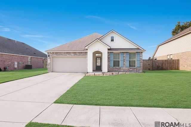 13800 Wincrest Dr, Walker, LA 70785