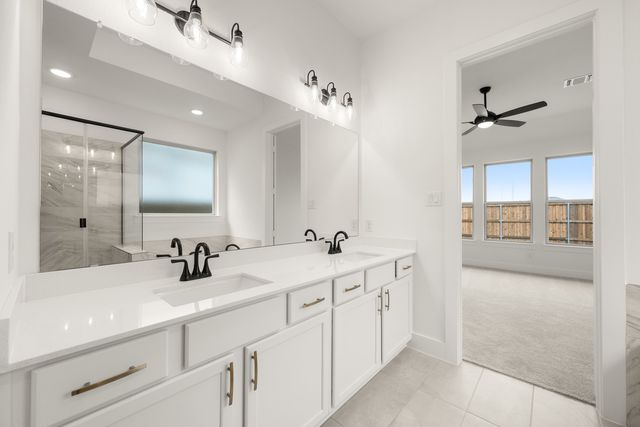 7424 Autumn Hill Drive, Denton, TX 76249