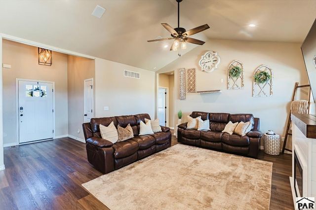 383 N Desert Cove Dr, Pueblo West, CO 81007