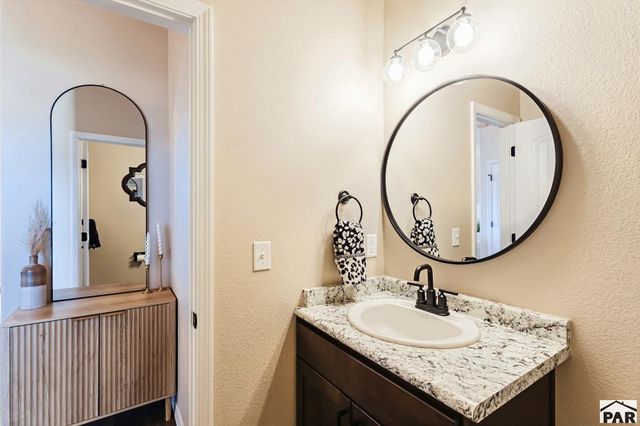 383 N Desert Cove Dr, Pueblo West, CO 81007
