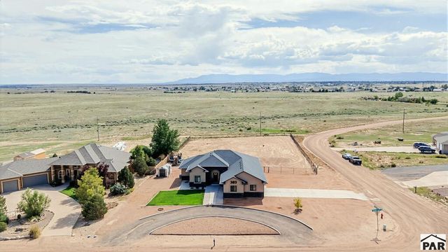 383 N Desert Cove Dr, Pueblo West, CO 81007