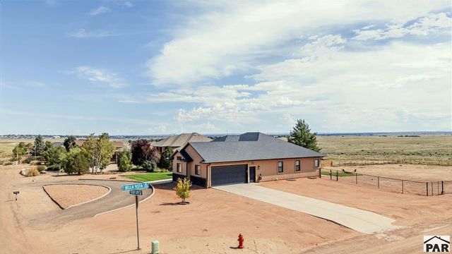 383 N Desert Cove Dr, Pueblo West, CO 81007
