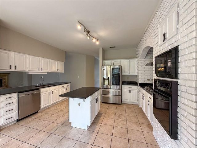 11295 Vedrines Drive, Alpharetta, GA 30022