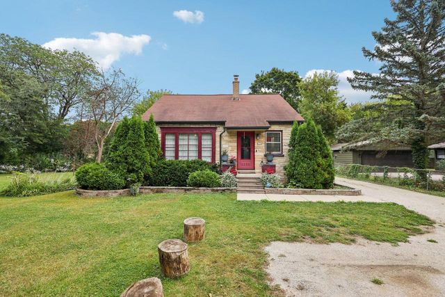 6316 N 107th STREET, Milwaukee, WI 53225