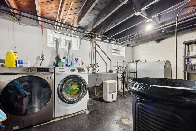 6316 N 107th STREET, Milwaukee, WI 53225