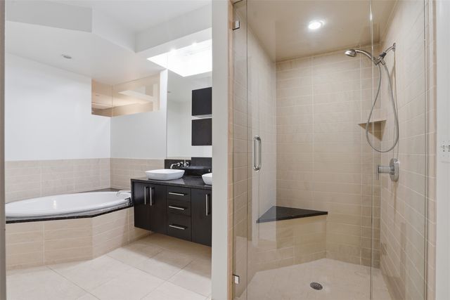 2600 W 7th Street 1727, Fort Worth, TX 76107