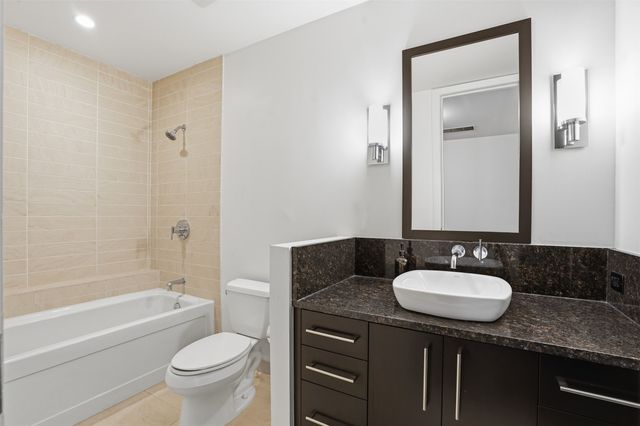 2600 W 7th Street 1727, Fort Worth, TX 76107