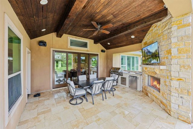 3667 Clemons Switch Road, Brookshire, TX 77423