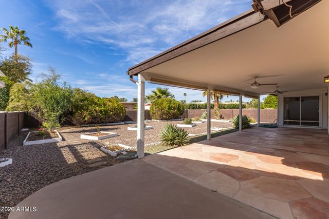 9315 E CITRUS Lane N, Sun Lakes, AZ 85248