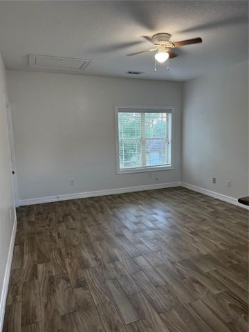 716 Kolb Road Road 204, South Houston, TX 77587