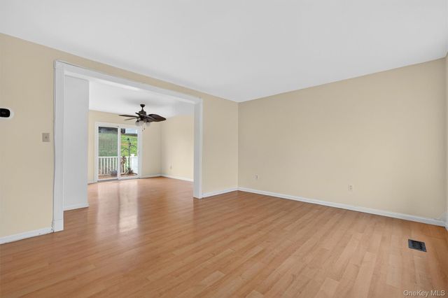 15 Helen Court, Beacon, NY 12508