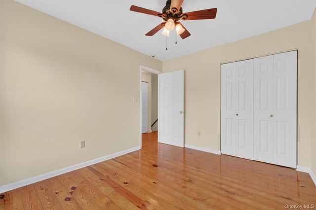 15 Helen Court, Beacon, NY 12508