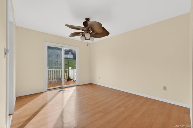 15 Helen Court, Beacon, NY 12508