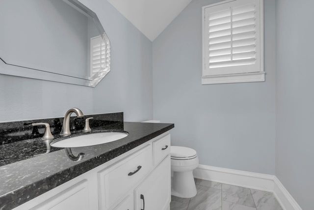 41 Wynden Oaks Drive, Houston, TX 77056