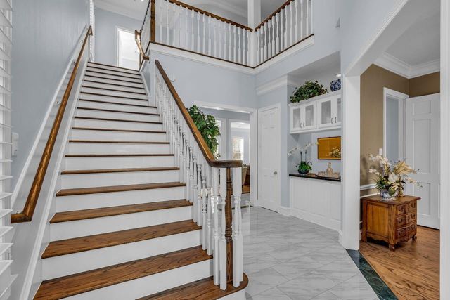 41 Wynden Oaks Drive, Houston, TX 77056