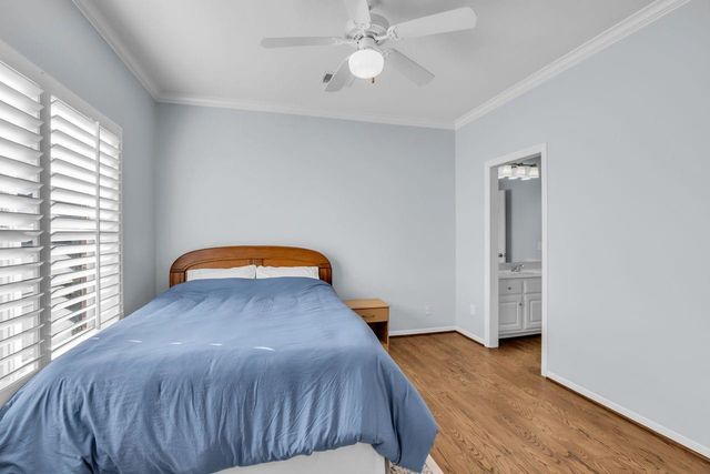 41 Wynden Oaks Drive, Houston, TX 77056