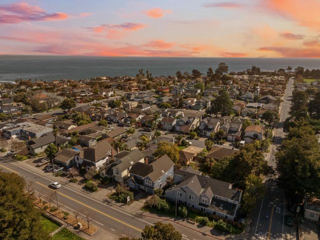 4750 Capitola Road, Capitola, CA 95010