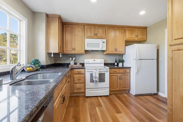 4750 Capitola Road, Capitola, CA 95010