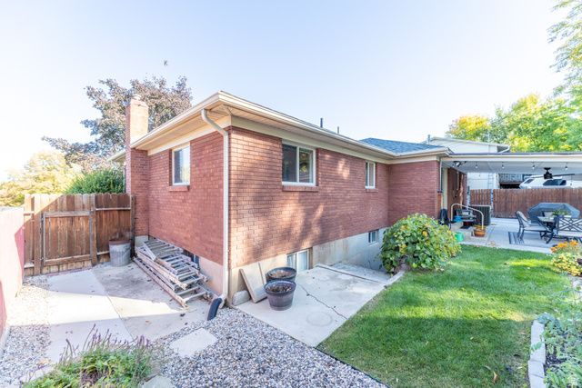 695 33RD ST, Ogden, UT 84403