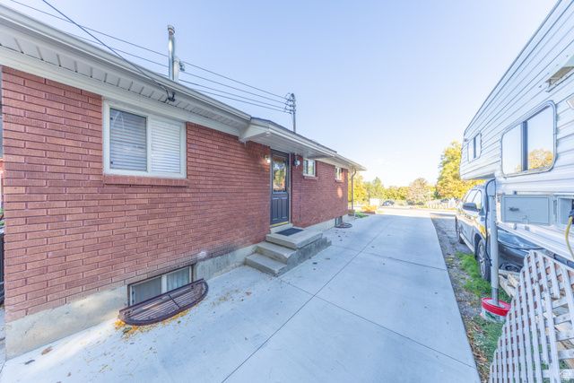 695 33RD ST, Ogden, UT 84403