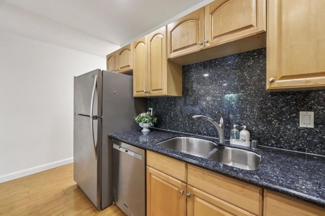 650 Alamo Court 5, Mountain View, CA 94043