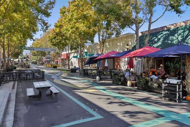 650 Alamo Court 5, Mountain View, CA 94043